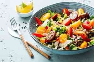 © pinkyone - stock.adobe.com Fitnessbowl