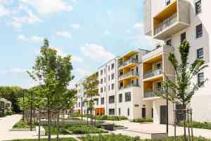 © ah_fotobox - stock.adobe.com Wohnblock